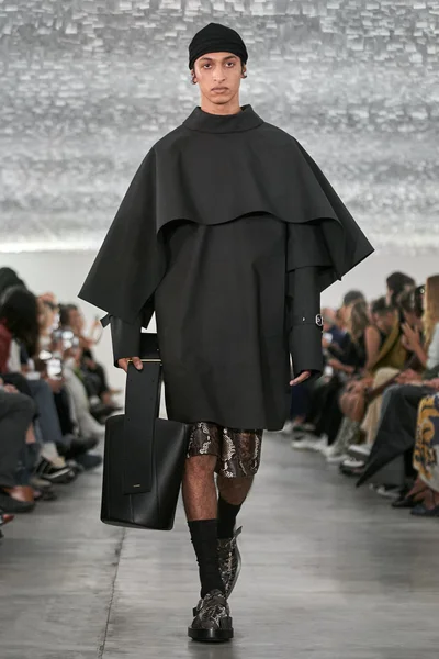 Look 40